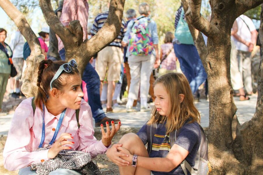 Athens: Private Acropolis Tour with focus on Kids & Families - Walking the highlights: what you actually see in the 2-hour loop