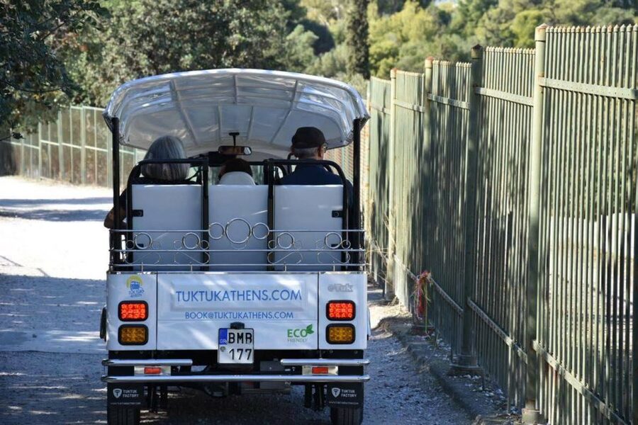 Athens: Private Evening Sightseeing Tour by Electric Tuk-Tuk - Key things that make this Athens evening tuk-tuk worth your time