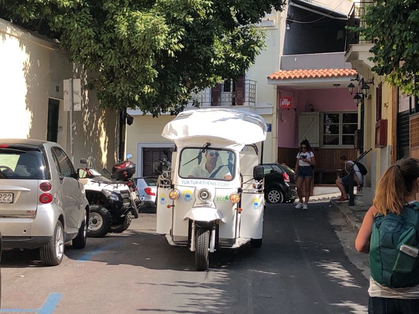 Athens: Private Evening Sightseeing Tour by Electric Tuk-Tuk - Pickup near Syntagma Square and getting settled fast