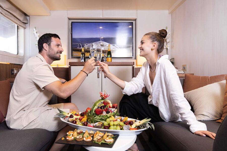 Athens: Saronic Islands Cruise with VIP Area Seating & Lunch - Key things to know before you go