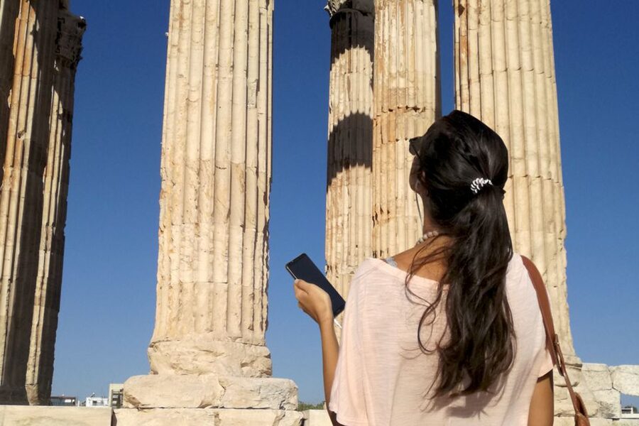 Athens: Temple of Olympian Zeus Ticket and Audio Tour - The 17-meter pillars: what to notice while you listen