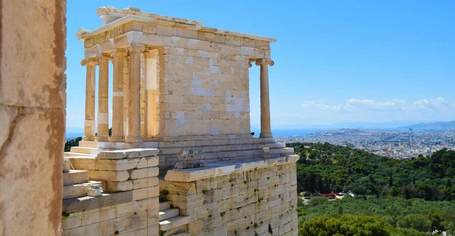 Athens: The Acropolis Guided Walking Tour in Dutch - Odeon, hospital remains, temples, then that 360° payoff