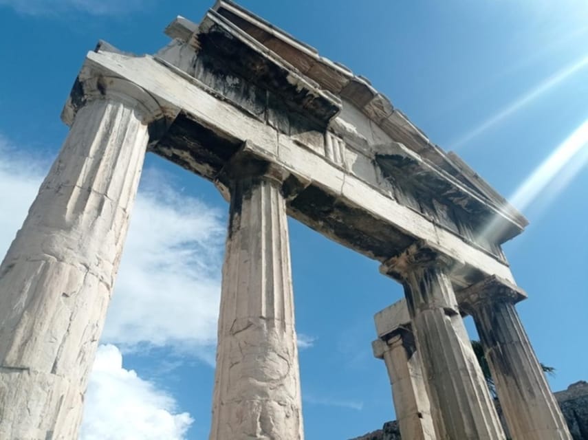 Athens: the Great Greek Philosophers Guided Tour in Spanish - Aeropagus: the hill where judgment and moral questions show up