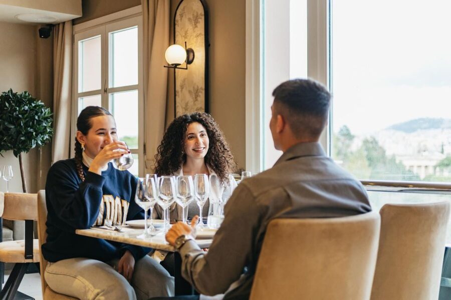 Athens: Wine Tasting with a Sommelier under the Acropolis - Greek tapas pairings: how the food makes the wine make sense