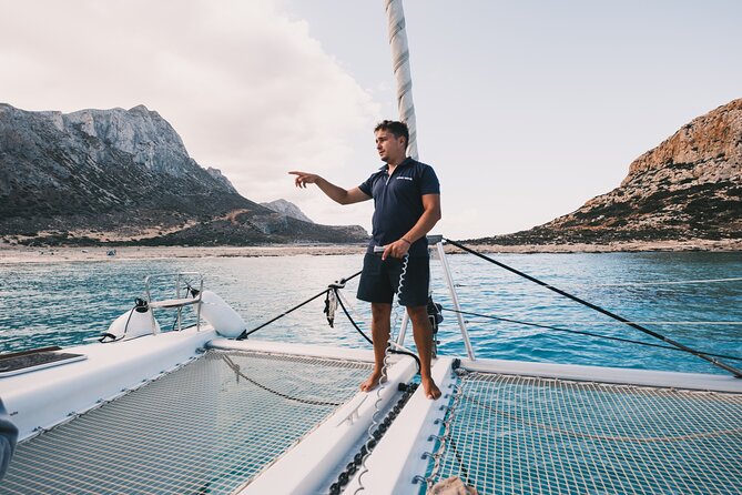 Balos & Gramvousa Luxury Catamaran Sailing Cruise from Kissamos - Food and Drinks: Greek Snacks, Nutritionist Lunch, and an Open Bar That Helps