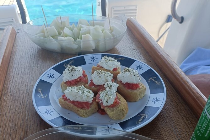 Balos Shared Catamaran Cruise (small groups up to 10 or 22ppl) - Food and Drinks That Actually Make the Cruise Feel Worth It