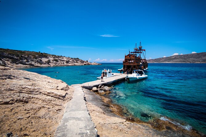 Barco De Pirata Cruise at 3 Islands in Greece - Key takeaways before you go