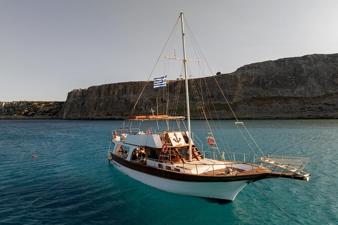 Bay to Bay Cruise in Lindos - Charaki Bay (Haraki Beach): 45 minutes of easy turquoise time