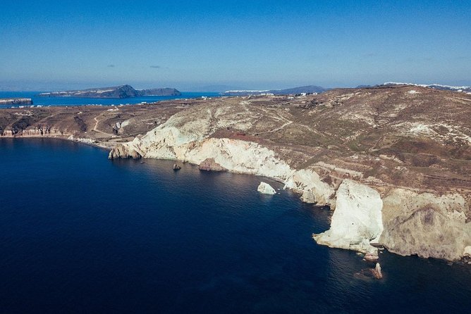 Beautiful Day Catamaran Caldera Cruise incl. Meal & Drinks - Who should book this catamaran cruise, and who might choose another option