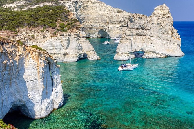Best of Milos and Poliegos Catamaran snorkelling Cruise with BBQ - Seagull Islands and hexagon tubes: geology on a catamaran deck