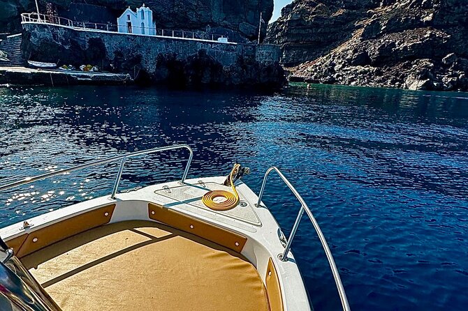 Boat Rental in Santorini - A self-paced itinerary you control: Kampia, hot springs, Thirassia