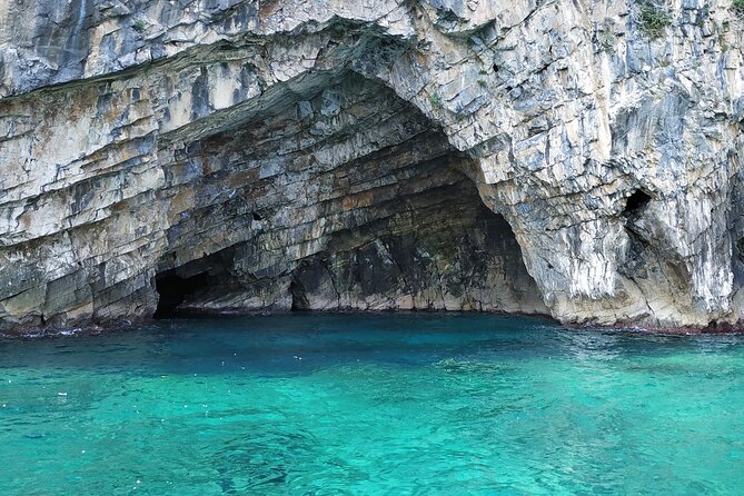 Boat Trip "Sea Caves of Thetis" - What the snacks mean in real life