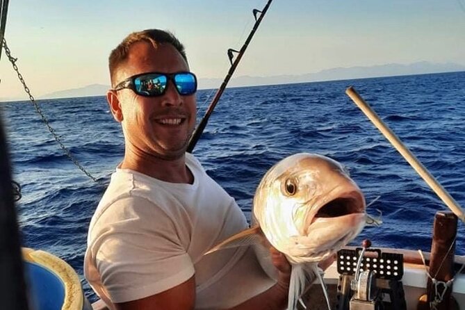 Captain Manolis Fishing with barbecue on the boat - Key points before you go