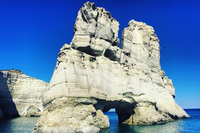 Catamaran Full Day Cruise: Poliegos - Kleftiko - Catamaran cruising on Milos, the smart way to see the Cyclades coast