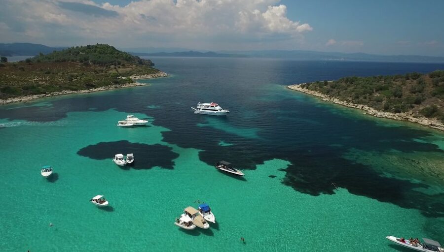 Chalkidiki: Blue Lagoon & Ammouliani Island Cruise & Lunch - Glass-bottom corals and the Blue Lagoon pass