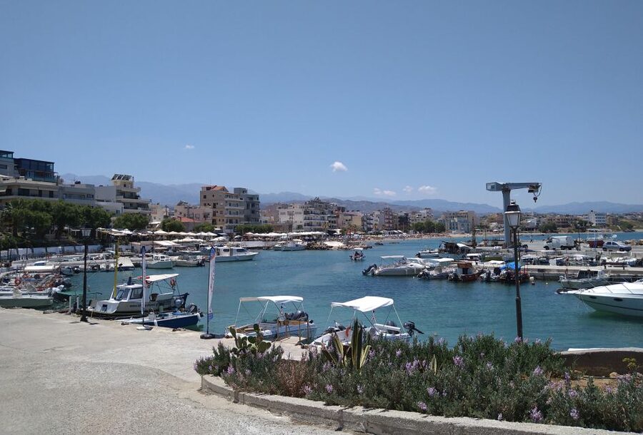 Chania: City Highlights Small Group Bike Tour - Snack Break Done Right: Iced Tea, Energy Bars, and Homemade Lemonade