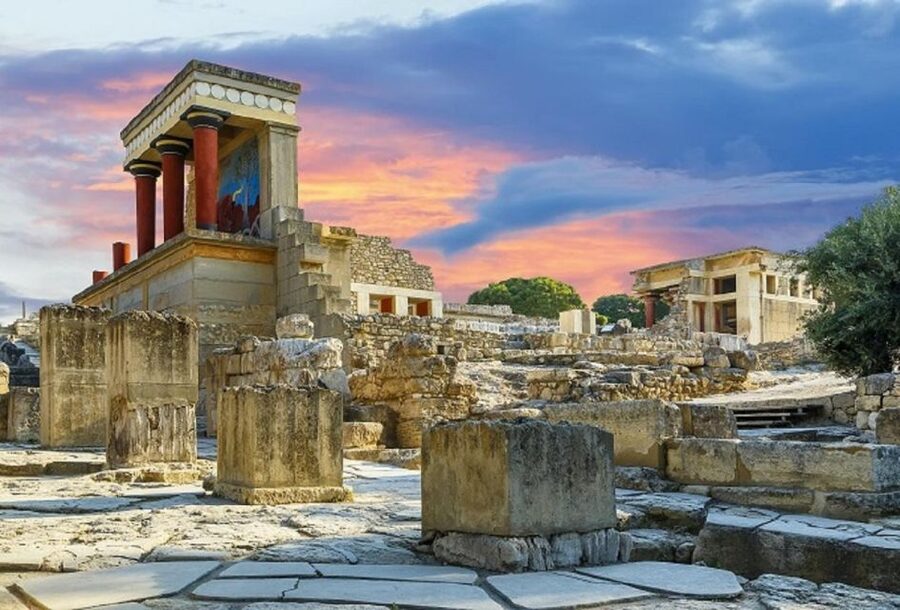 Chania - Knossos Palace Guided Tour - From the palace to Heraklion: city time that feels like a choice