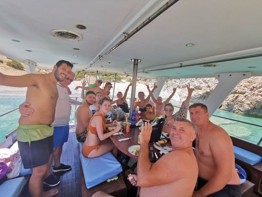 Chania: Menies Beach & Chironisia Bay Cruise with Snorkeling - The quick cruise break: what you’re doing during the short 15 minutes