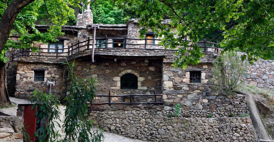 Chania: Milia Mountain Tour w/Lunch Olive Oil/Wine Tastings - Ano Vouves: coffee break, the ancient olive tree, and the feel of the countryside