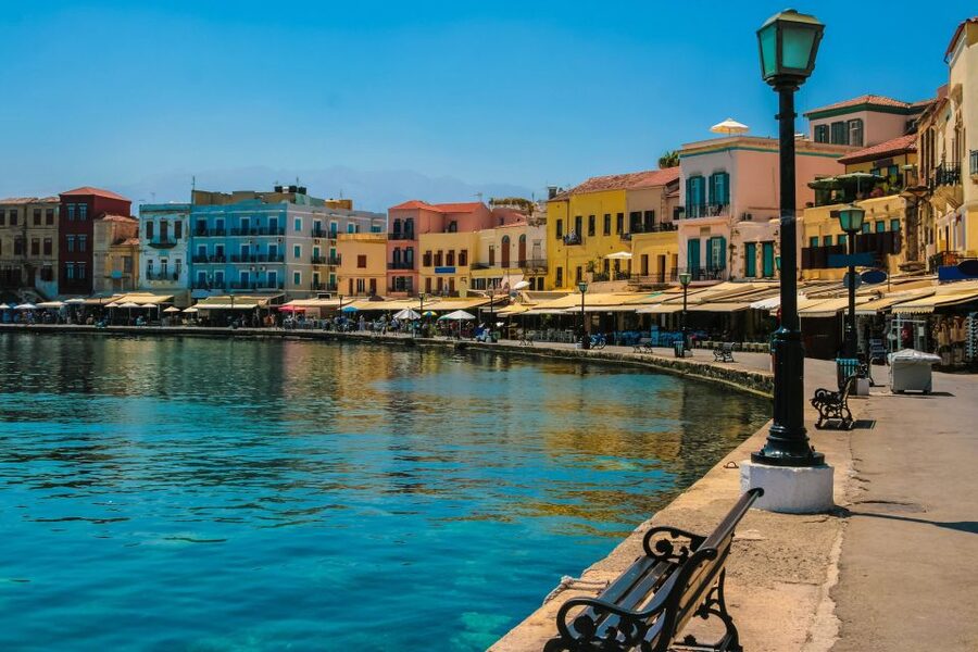 Chania: Semi-Submarine Boat Underwater Experience - Where you meet, and what to look for before boarding