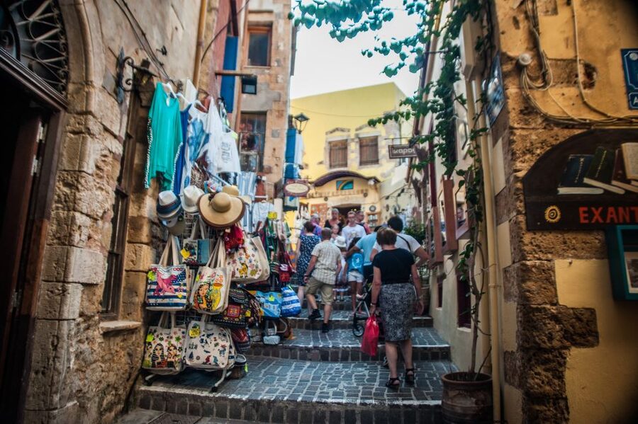 Chania: Sightseeing & Tastings Tour - A half-day plan that mixes food with Chania’s big timeline
