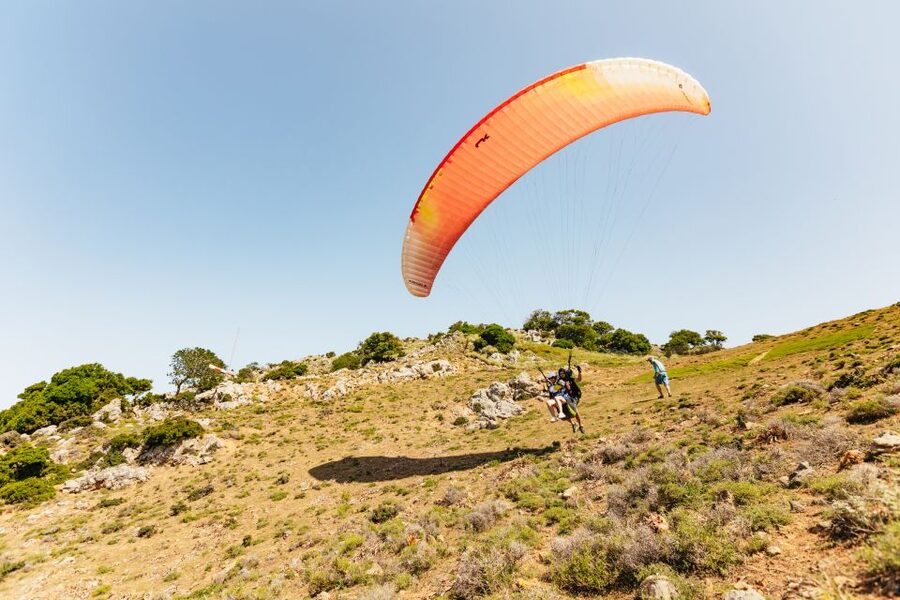 Chania: Tandem Paragliding Flight in Crete - The Timing That Matters: 20 Minutes Flying, About 1.5 Hours Total