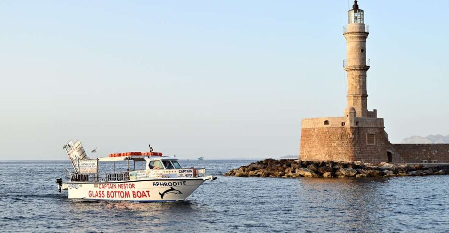Chania Town: Glass-Bottom Boat Cruise to Thodorou & Lazareta - Weather, seasickness, and managing expectations