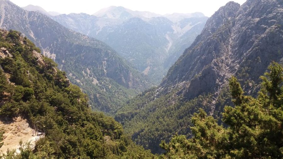 Chania: White Mountains Safari Tour with Lunch and Tastings - Lunch at the Samaria Gorge Entrance: Seasonal Plates With Big Views