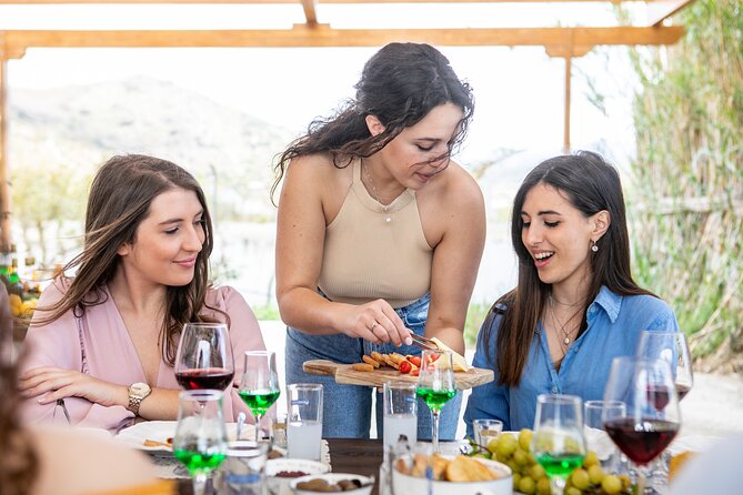 Citron Tasting and Distillery 1-Hour Guided Tour in Naxos - Value and price: what $72.41 buys you in real terms
