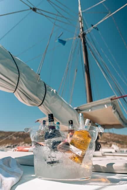 Corfu: Blue Lagoon and Cave Cruise with Drinks and Lunch - Why a semi-private wooden sailboat changes the whole day