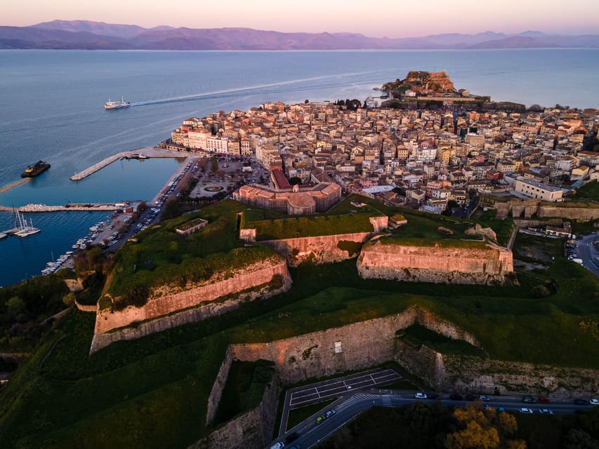 Corfu: Old Town Guided Walking Tour Small Group - Why Corfu Old Town works so well on foot