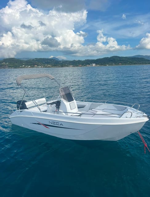 Corfu: Premium Boat Rental without Skipper - Why steering your own boat makes Corfu feel personal