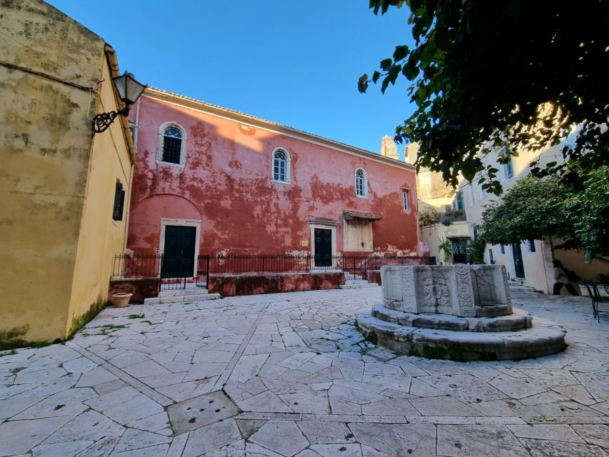 Corfu: Small Group City Walking Tour - Dimarcheion and San Giacomo: churches and civic power