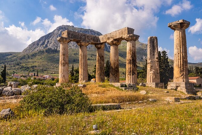 Corinth Canal, Mycenae & Nafplion Premium Tour with Expert Guide - Ancient Mycenae guided walk: Lion Gate and the Treasure of Atreus