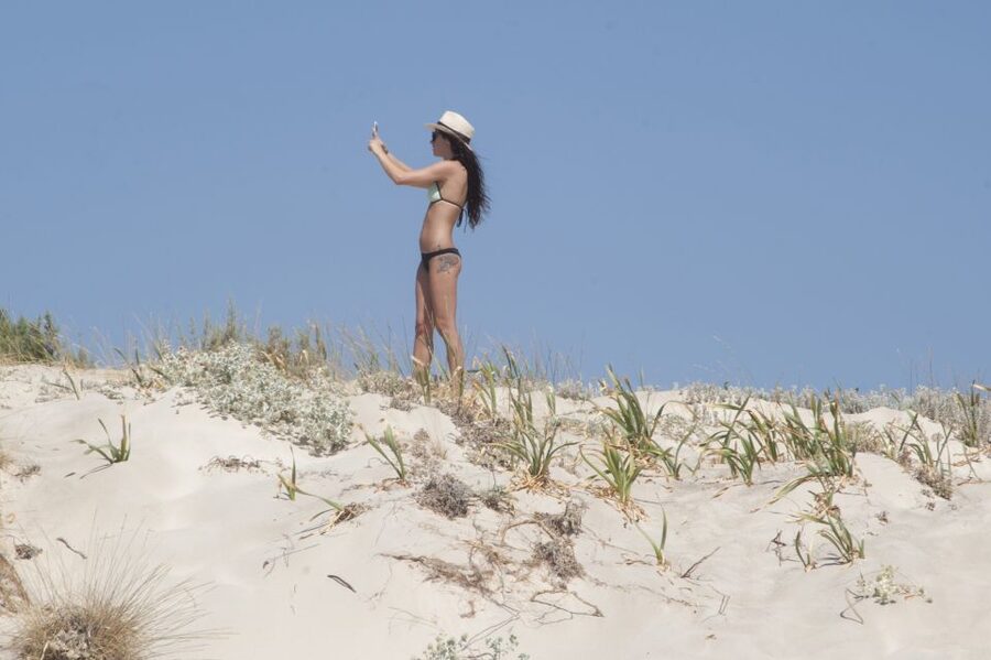 Crete: Elafonisi Pink Beach Excursion - Elafonisi Arrival: 4 Hours for Swimming, Lagoons, and Dunes