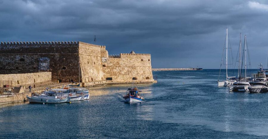 Crete: Heraklion Center, Local Market and Creta Aquarium - A half-day that actually covers the essentials