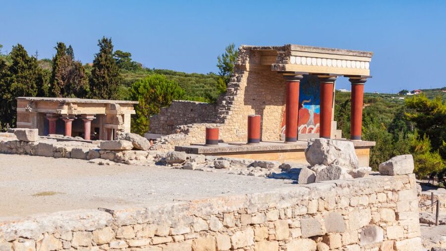 Crete: Knossos, Lasithi, Lasinthos and Olive Farm Combo Tour - Roads, groups, and why Knossos can feel crowded