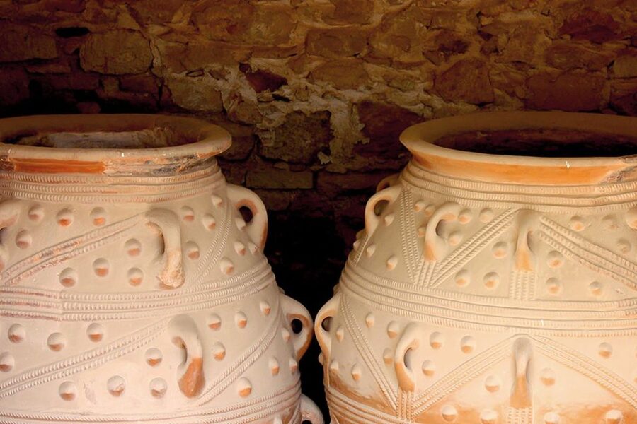 Crete: Knossos Palace and Museum E-Tickets with Audio Guides - Cafe, breaks, and the small comforts that keep it enjoyable