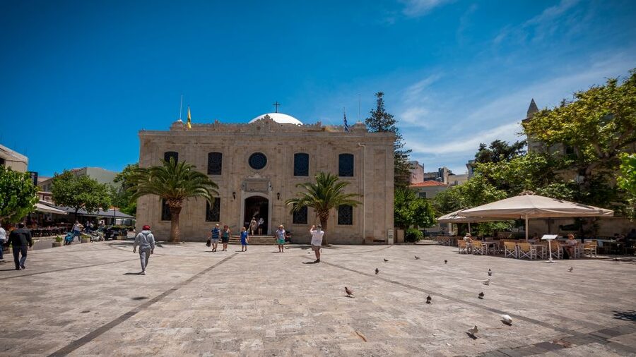 Crete: Knossos Palace, Heraklion City, Market Guided Tour - Who this tour suits best, and who should think twice