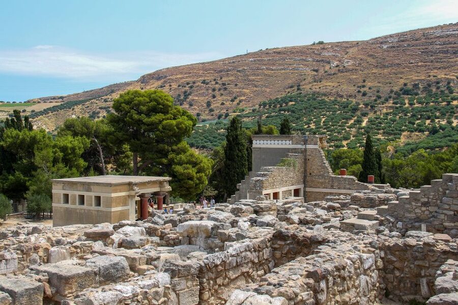 Crete: Knossos Palace & Heraklion Guided Tour - A practical day route that stays friendly on your feet