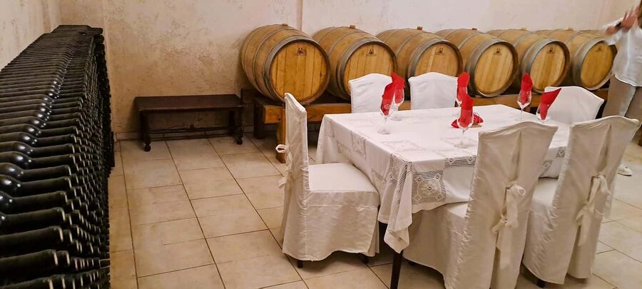 Crete: Knossos Palace, Winery & Olive Oil Tour with Lunch - Winery Stop: Vilana and Kotsifali in Real Cretan Settings