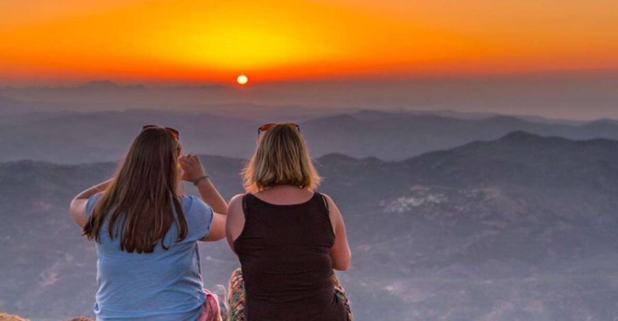 Crete: Land Rover Safari with Sunset Viewing, Dinner, & Wine - The sunset high point: sparkling wine, fruit, and photo timing