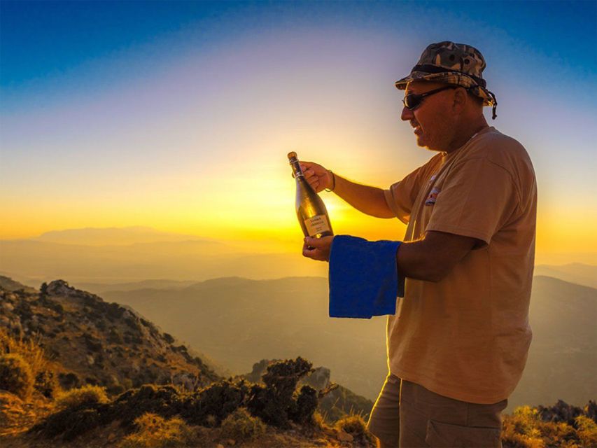 Crete: Land Rover Safari with Sunset Viewing, Dinner, & Wine - Guides and the difference between good and great