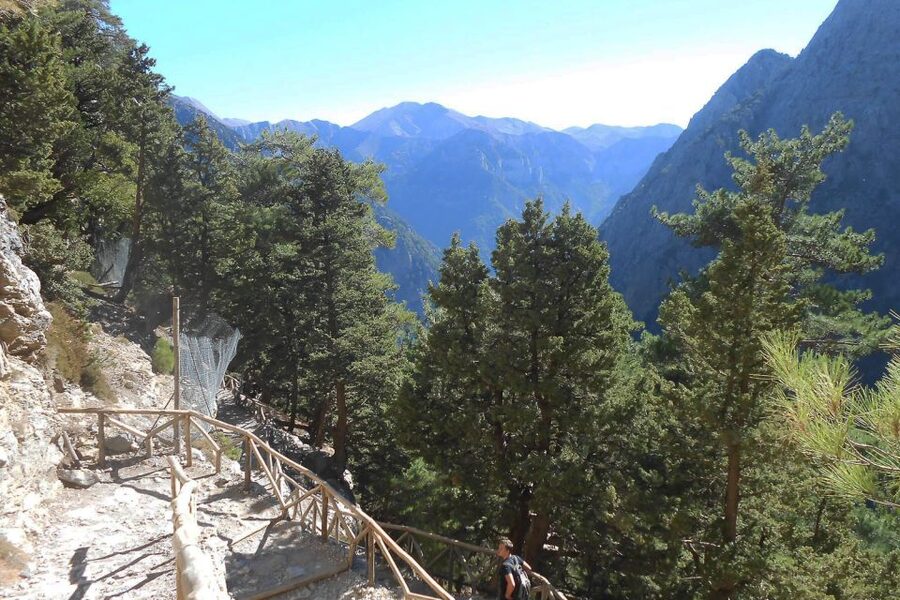 Crete: Samaria Gorge Hiking with transfer and expert Escort - Samaria Gorge Hike: Rocks, Narrow Cliffs, and the Best Views