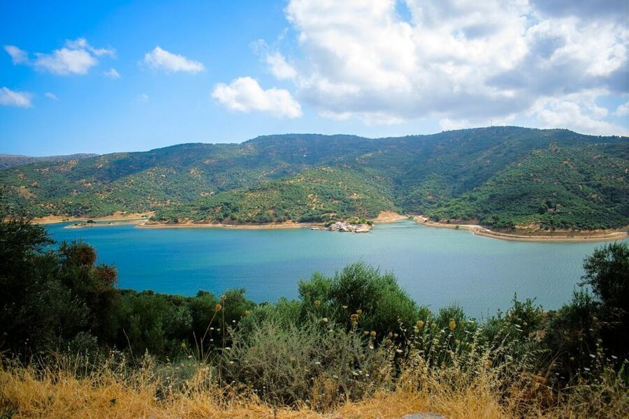 Crete: Sightseeing Day Trip with Cooking Lesson and Lunch - Aposelemis Dam and the submerged village of Sfendili