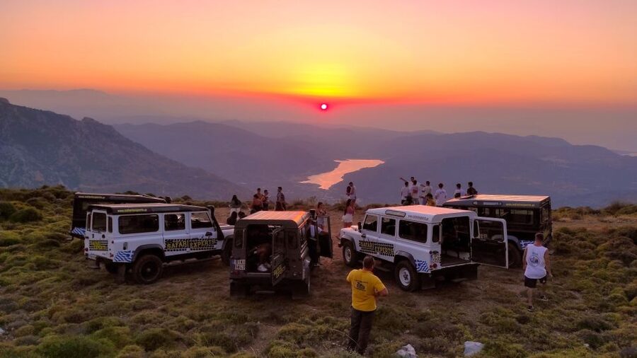 Crete: Sunset Safari - Crete Sunset Safari by Land Rover Defender: the ride you signed up for