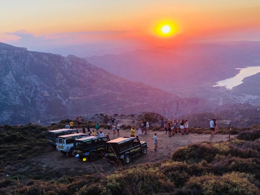Crete: Sunset Safari - Embassa gorge on dirt roads and uphill climbs: the mountain part of the day