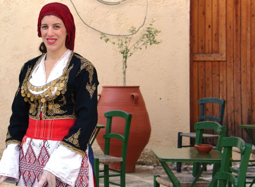 Crete: Traditional Dance Show and Buffet Dinner with Wine - What You Really Get for $34 in Crete