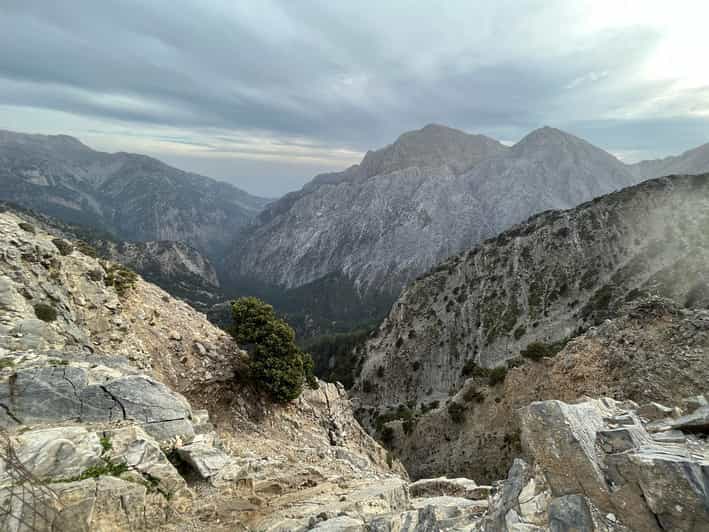 Crete: White Mountains Preserve Day Tour - Deres and coffee break points: short stops that make the day feel local