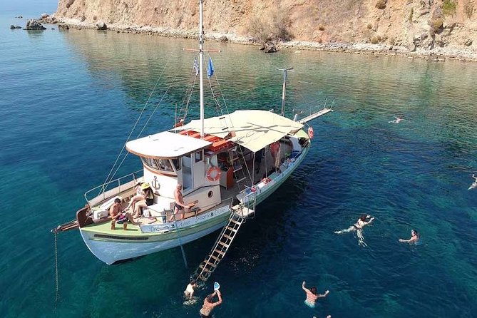Cruise to White Rocks & Xi Beach with lunch and wine - Mania Beach on the Paliki Peninsula: red sand, clay cliffs, and a natural spa idea